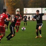 Linus Adlung (rechts) spielte am 30. Oktober für den TuS 05 Sinsen gegen BVH Dorsten III und gegen die Hammer SpVg (Foto). Einmal tauchte er nicht im Spielbericht auf.