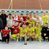 Als der TuS Bövinghausen 2019 Teutonias Hallenturnier gewann, spielte er noch in der Landesliga. Mittlerweile kickt das Team in der Oberliga.
