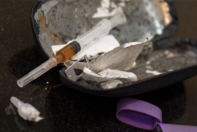Weil er sich in Waltrop mit Heroin eingedeckt hat, muss ein Drogendealer für viele Jahre ins Gefängnis. (Symbolbild)