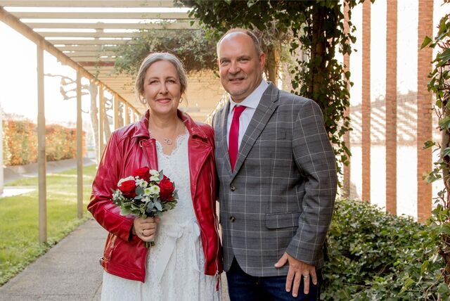 Bettina Borsig und Andreas Brambor heirateten zum Schnapszahldatum auf dem Standesamt am Europaplatz: 11.11.22.