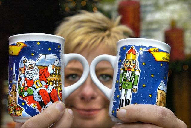 Glühwein ist ein nicht wegzudenkender Teil des Dortmunder Weihnachtsmarktes.