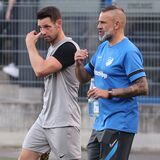 Marcel Stiepermann (l) und Stephan Gerhardt (r) nehmen mit Beginn der Winterpause der Saison 2022/23 das Trainerzepter beim FC Frohlinde.