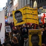 Für Mouhamed Dramé, aber auch andere Opfer von Polizeigewalt, haben im November bereits rund 2.000 Menschen in Dortmund demonstriert.