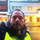 HA-Reporter Frank Bergmannshoff berichtet live von der Volksbank in Herten-Langenbochum.