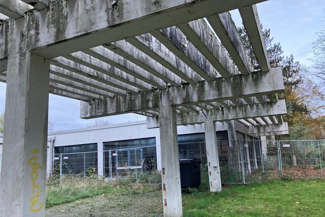 Die ehemalige Hauptschule an der Kampstraße in Marl ist zu sehen.