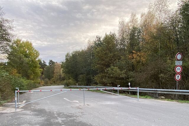 Kein Durchkommen mehr: Der RVR hat seine Privatstraße an der Marler Straße dichtgemacht, weil dort mehrfach illegal Müll abgelagert wurde.