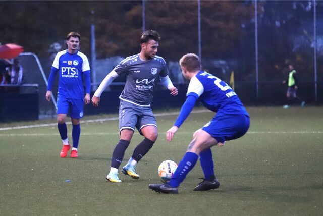 Mit ihm kommt der Spielwitz: Nicolai Pakowski bereitete Hiltrups Abwehr viele Probleme.