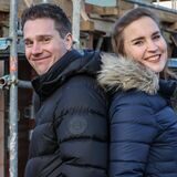 Lisa König und Chris Kremer (beide 31) strahlen: ihr Traum vom Eigenheim an der Heitkampstraße in Dortmund-Brechten wird bald wahr. Sie schauen jetzt nach den passenden Möbeln für das Herzstück ihrer Doppelhaushälfte: den Wohn-Essbereich.