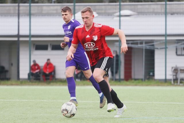 So viel Alltag wie möglich vor dem Duell mit dem FC Marl: Spielertrainer Daniel Koseler und Vestia Disteln.