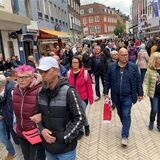 Menschen in der Fußgängerzone Dorsten