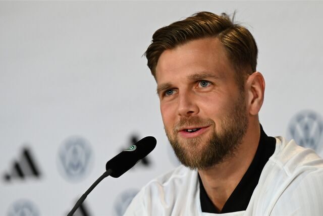 Niclas Füllkrug während der DFB-Pressekonferenz.