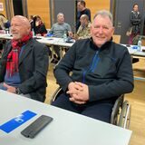Peter Gesser kam im Rollstuhl zur Ratssitzung, um für Marschall 66 zu stimmen.
