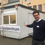 Arne Hutmacher, kaufmännischer Leiter und Prokurist des Medizinischen Versorgungszentrums Ruhrgebiet Nord, stellte im Februar das neue Bürgertestzentrum am Krankenhaus vor. Nun wird es abgebaut.