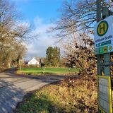 Die Holthäuser Straße in Oer-Erkenschwick an der Kreuzung Mühlenweg.