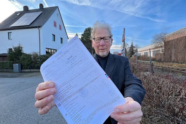 Bernd Weskamp aus Fröndenberg hat seinen neuen Grundstücksmesswert bereits vom Finanzamt erhalten. Der Hauseigentümer hält die Berechnungsgrundlage für verfassungswidrig.