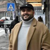 Betreiber Nima Khalili muss seine Bar schweren Herzens schließen.