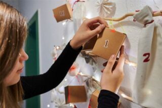 Adventskalender werden auch von Fußball-Bundesligisten verkauft.
