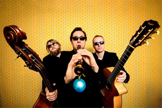 Das Trio wildes Holz