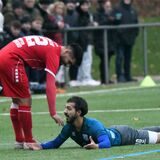 Am Ende nicht mehr obenauf war Obercastrops Elvis Shala (r) gegen Türkspor Dortmund.