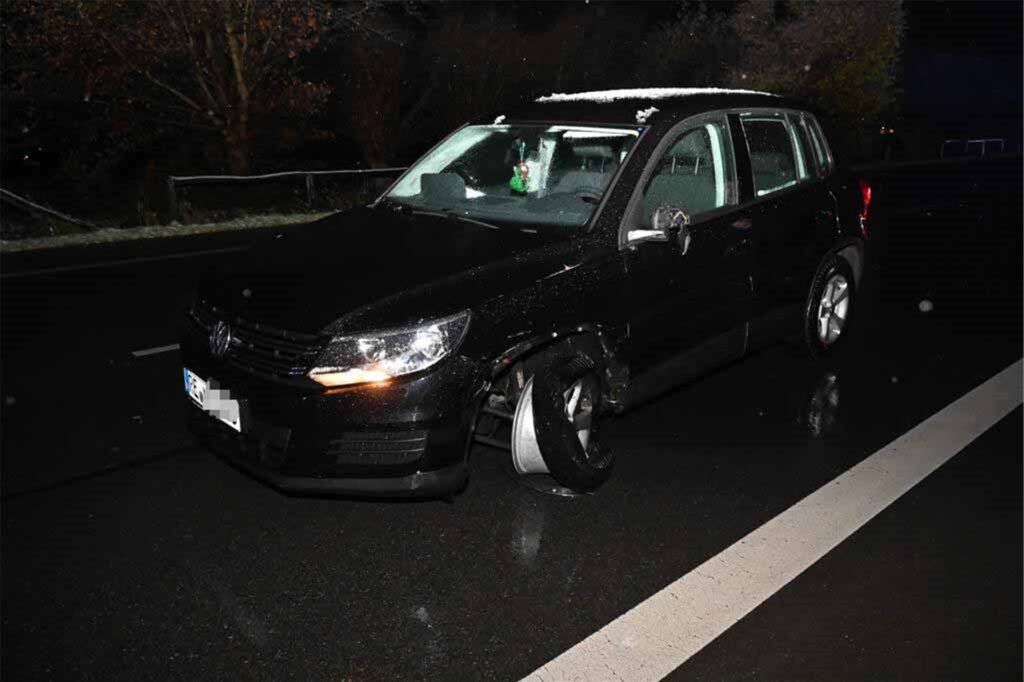 Die Fahrerin aus dem Kreis Recklinghausen war in den Gegenverkehr geraten. Die Fahrerin aus dem Kreis Recklinghausen war in den Gegenverkehr geraten.