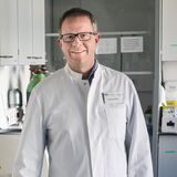 Professor Carsten Watzl leitet den Bereich Immunologie am Dortmunder Leibniz-Institut für Arbeitsforschung.
