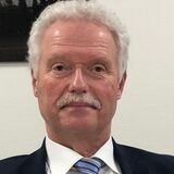 Heinz-Werner Bitter, Geschäftsführer der Evangelischen Krankenhausgemeinschaft, äußert sich zur Situation am EvK Castrop-Rauxel.