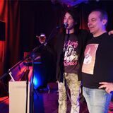 Felix Kley (l.) und Heinz Bernd Töns auf der Bühne im Vinylcafe.