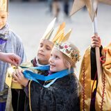 Sternsinger sammeln Spenden.