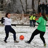 Die Vorentscheidung im Westfalenpokal gegen Phönix Höxter schaffte Victoria Habinghorst mit dem 2:0 von Emily May Hopkins (weiße Hemd).