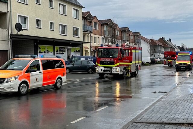 Feuerwehrwagen auf der Vinckestraße.