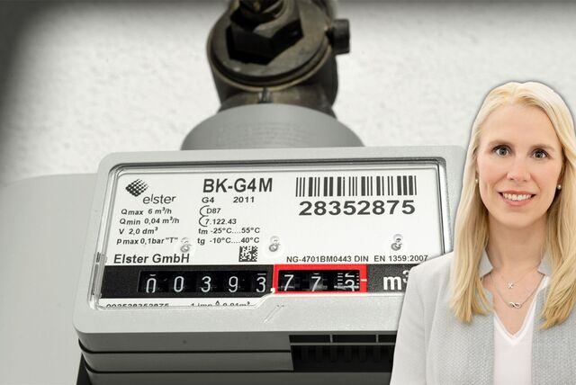 DEW21-Sprecherin Jana-Larissa Marx vor einem Energiezähler