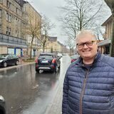 Der Baudezernent der Stadt Oer-Erkenschwick, Michael Grzeskowiak, an der Stimbergstraße kurz hinter dem Berliner Platz.