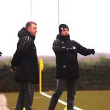 Setzen auf die Rückrunde in der Westfalenliga 1: TuS 05 Sinsens Trainer Timo Koscholleck (links) und Christian Kopse.