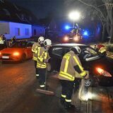 Ein Dorstener rammte am späten Sonntagnachmittag ein parkendes Auto auf dem Söltener Landweg.
