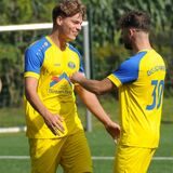 Louis Wissing (vorne links) wechselt von der Spvg Schwerin zum VfB Waltrop. In Waltrop hatte er bereits in der Jugend gespielt.