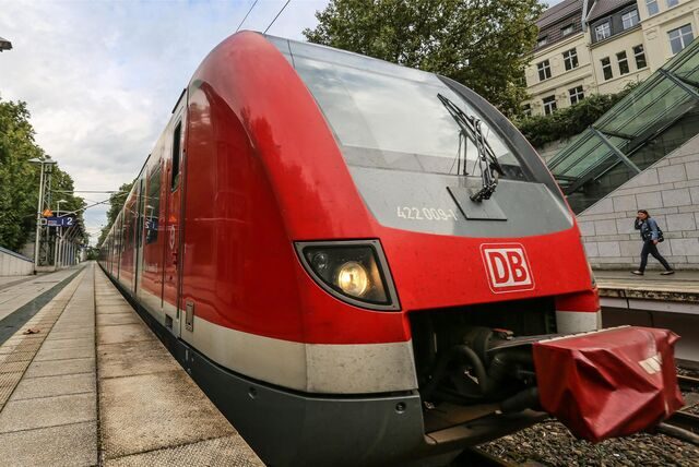 Eine S-Bahn in Dortmund