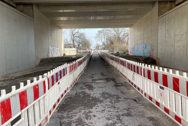 Blick in den Tunnel unter der A43 an der Hochlarmarkstraße in Recklinghausen.