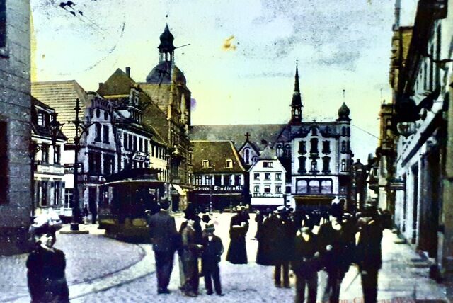 Blick auf den Markt um 1903.