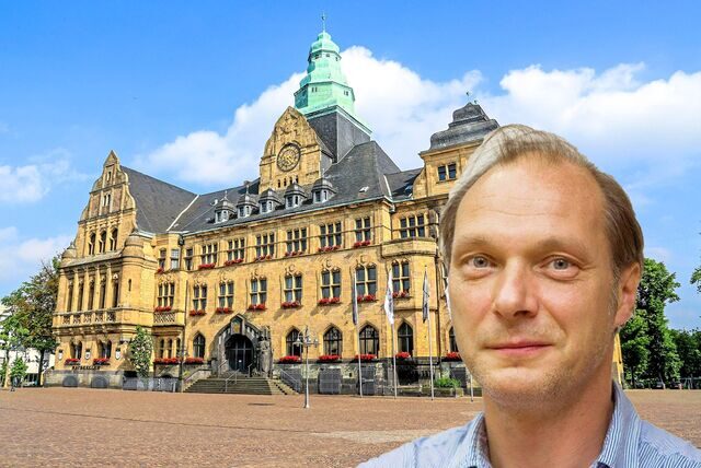 Die Montage zeigt das Rathaus in Recklinghausen und den Schauspieler Martin Brambach.