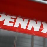 Logo auf Einkaufswagen von Penny.