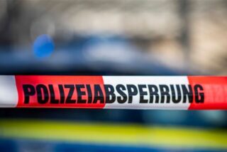Eine Polizeiabsperrung.