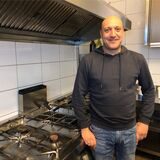 Nunzi Marcucci in seiner Küche in  der Trattoria Puglia.