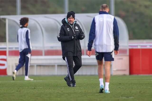 Cheftrainer Thomas Reis auf dem Trainingsplatz.