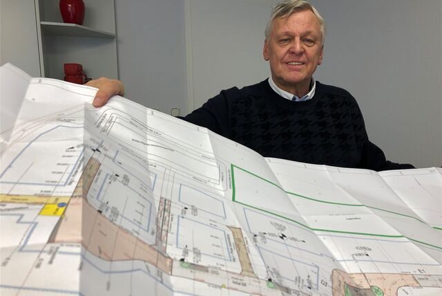 Manfred Schröder, Geschäftsführer des Erschließungsträgers Prodev aus Unna, kündigt an, dass das Neubaugebiet „Auf dem Buhrlande“ in Fröndenberg wie geplant entwickelt wird.