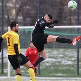 Simon Hinerasky (r) und die SG Castrop verloren nach einem 0:1 und 2:1 mit 2:3 beim BV Herne-Süd.