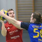 Am bereits zweiten Regionalliga-Spieltag der Korfballer im neuen Jahr setzte sich der KV Adler Rauxel gegen den HKC Albatros mit 19:11 durch. Leider verletzte sich dabei Jonathan Treffts (r) schwer.