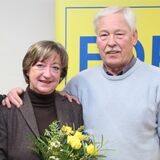 Dr. Jens Jordan (re.), hier im Bild mit Bernadette Küster und Reinhard Diekmann, nahm vor zehn Jahren Abschied vom Amt des FDP-Stadtverbandsvorsitzenden in Waltrop.