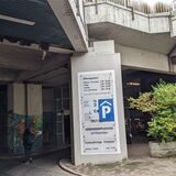 Das Parkhaus am Petrinum wird nach zahlreichen Vandalismus-Vorfällen schon länger per Kamera überwacht. In der Nacht zu Dienst löste der Alarm aus.
