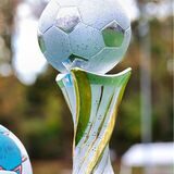 Luce Schneider (am Ball) und der VfB Habinghorst müssen weiterhin auf ihr Kreispokal-Viertelfinale gegen den DSC Wanne warten.