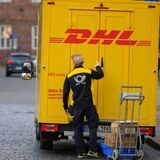 Paketzusteller der DHL streiken am Samstag (28.1.) in Dortmund.